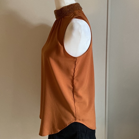 Banana Republic Women’s Petite XS Sleeveless Beaded Collar Mock Neck Blouse - Picture 4 of 9